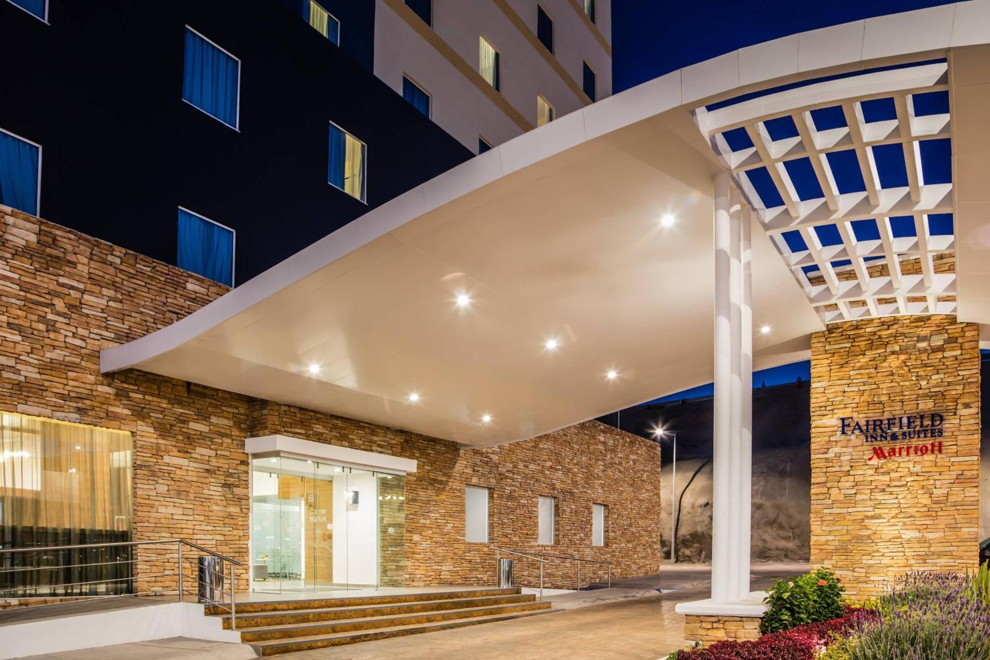 Fairfield Inn & Suites Queretaro Juriquilla Exterior photo